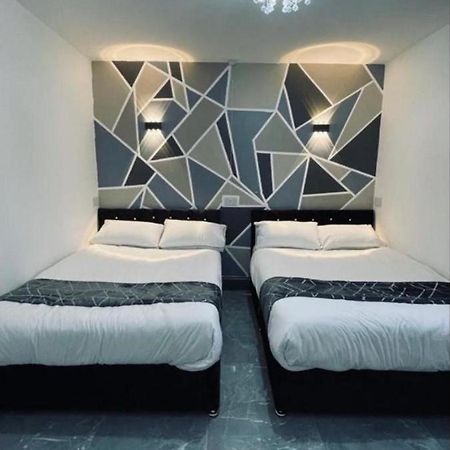 Entire 5 Star Luxury Whalley House Wifi Tv Luxury Burnley Eksteriør bilde