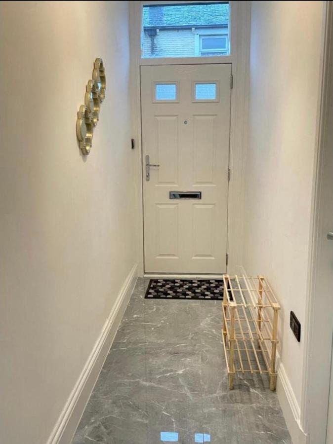 Entire 5 Star Luxury Whalley House Wifi Tv Luxury Burnley Eksteriør bilde