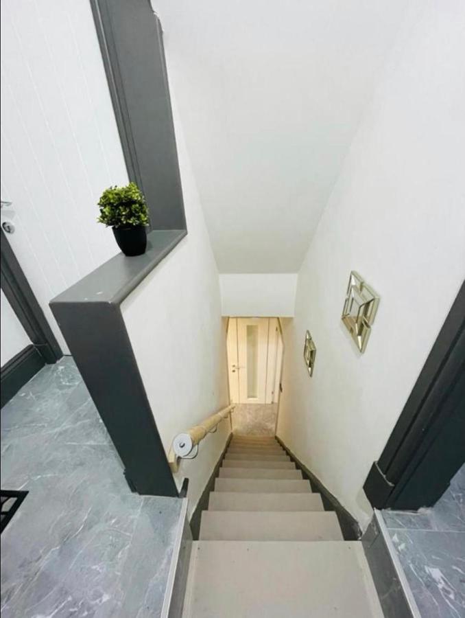 Entire 5 Star Luxury Whalley House Wifi Tv Luxury Burnley Eksteriør bilde