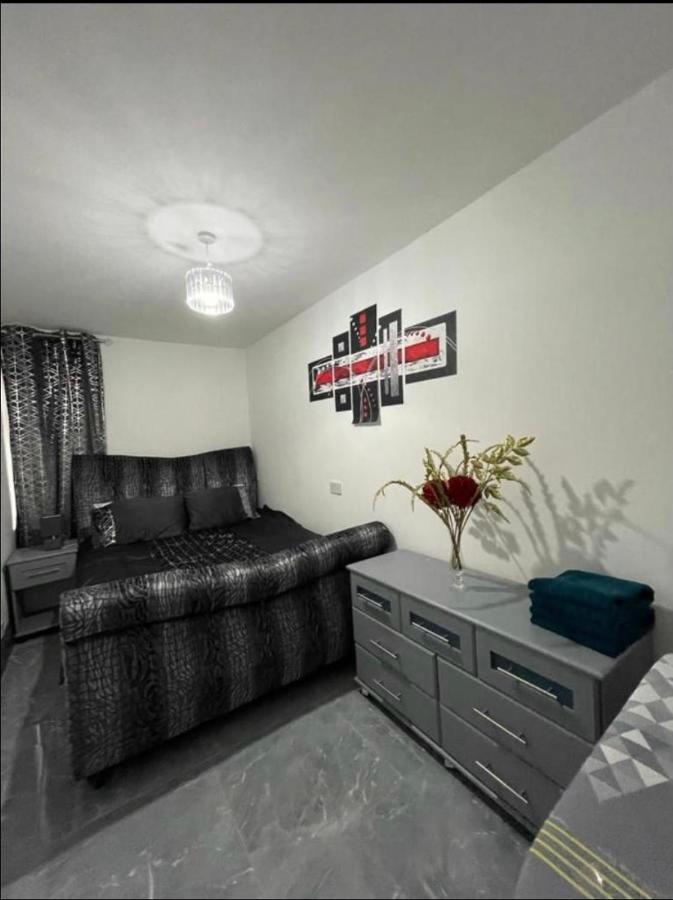 Entire 5 Star Luxury Whalley House Wifi Tv Luxury Burnley Eksteriør bilde