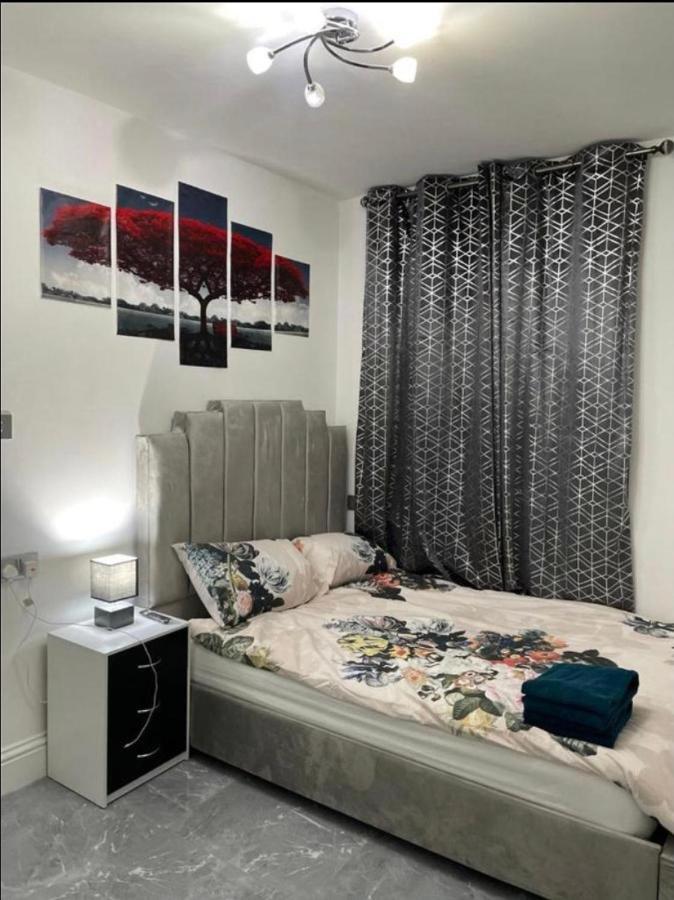 Entire 5 Star Luxury Whalley House Wifi Tv Luxury Burnley Eksteriør bilde